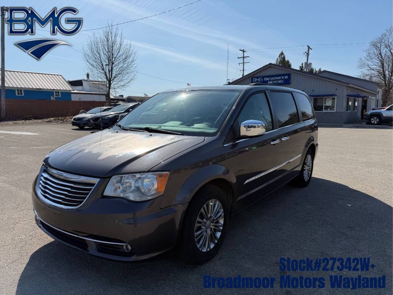 2015 Chrysler Town & Country Touring-L — Minivan — 49,385 mi — Wayland, MI