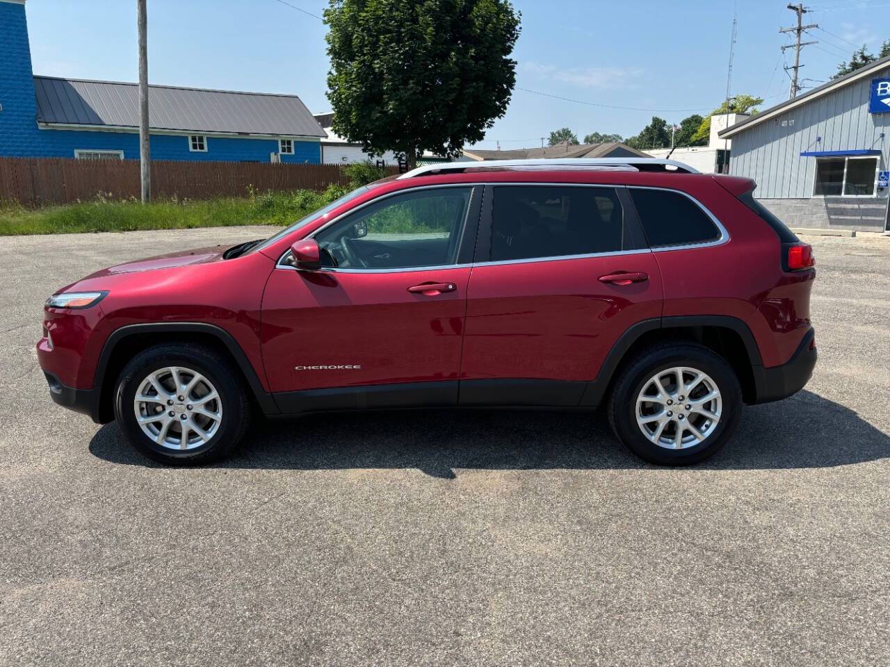 2015 Jeep Cherokee Latitude — SUV — 84,753 mi — Wayland, MI