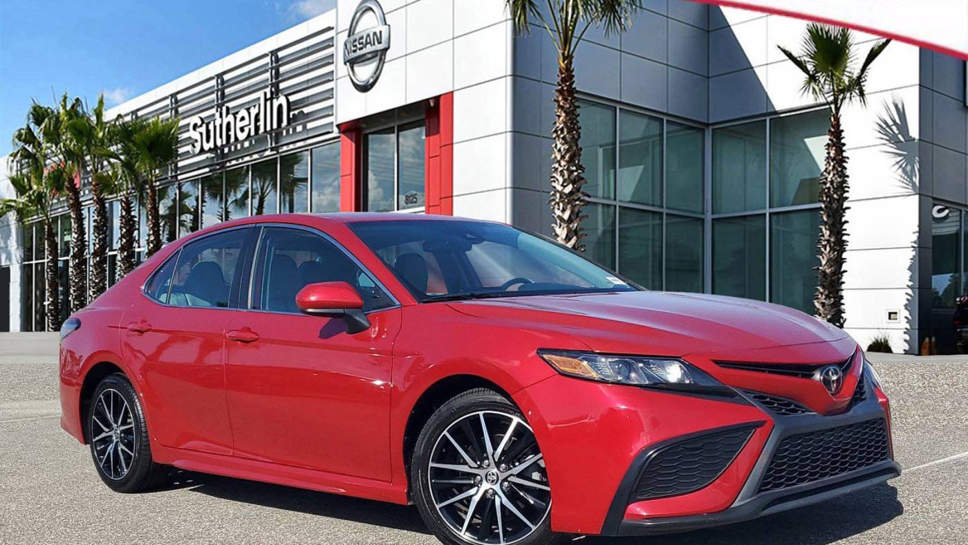 2021 Toyota Camry SE — Sedan — 61,852 mi — Orlando, FL