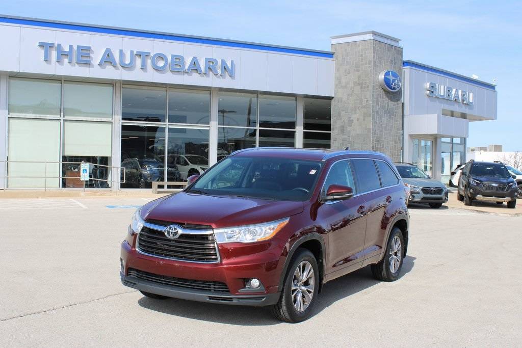 2014 Toyota Highlander XLE — SUV — 145,620 mi — Countryside, IL