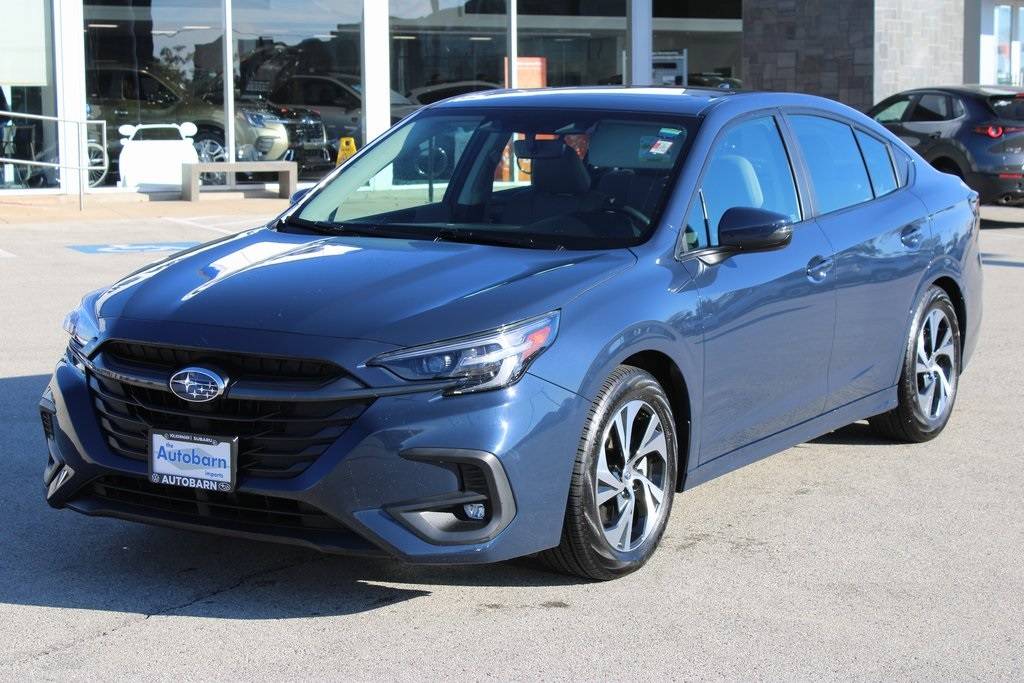 2025 Subaru Legacy Premium — Sedan — 3,287 mi — Countryside, IL