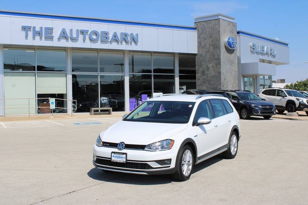 2017 Volkswagen Golf Alltrack S — Wagon — 70,113 mi — Countryside, IL