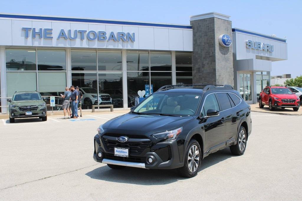 2025 Subaru Outback Limited — SUV — 2,465 mi — Countryside, IL