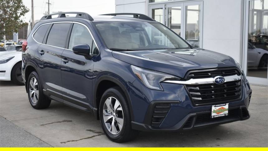 2024 Subaru Ascent Premium — SUV — 8,375 mi — Countryside, IL