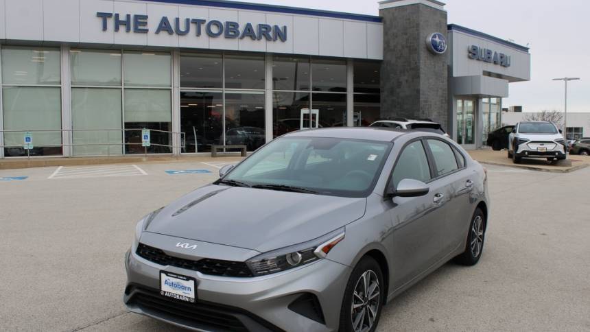 2023 Kia Forte LXS — Sedan — 33,563 mi — Countryside, IL