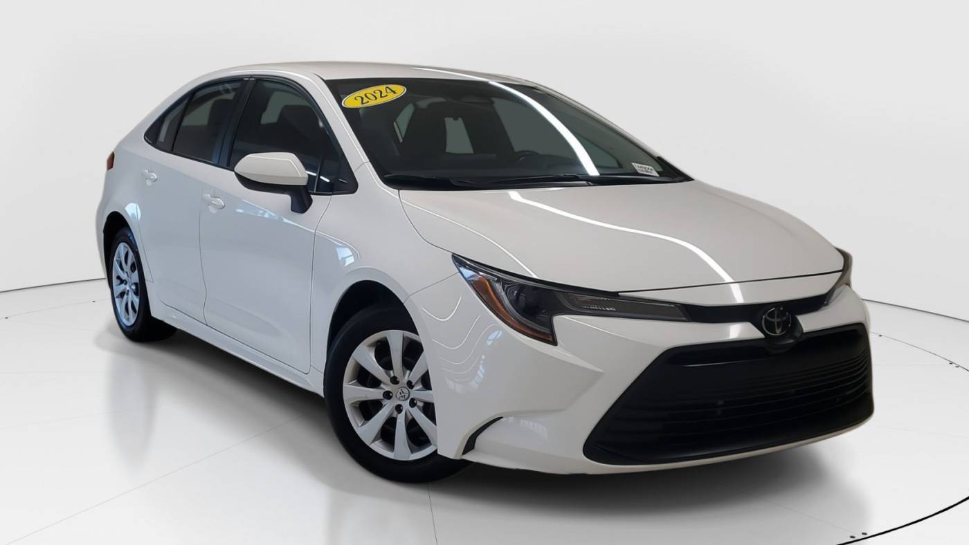 2024 Toyota Corolla LE — Sedan — 4,516 mi — Miami, FL