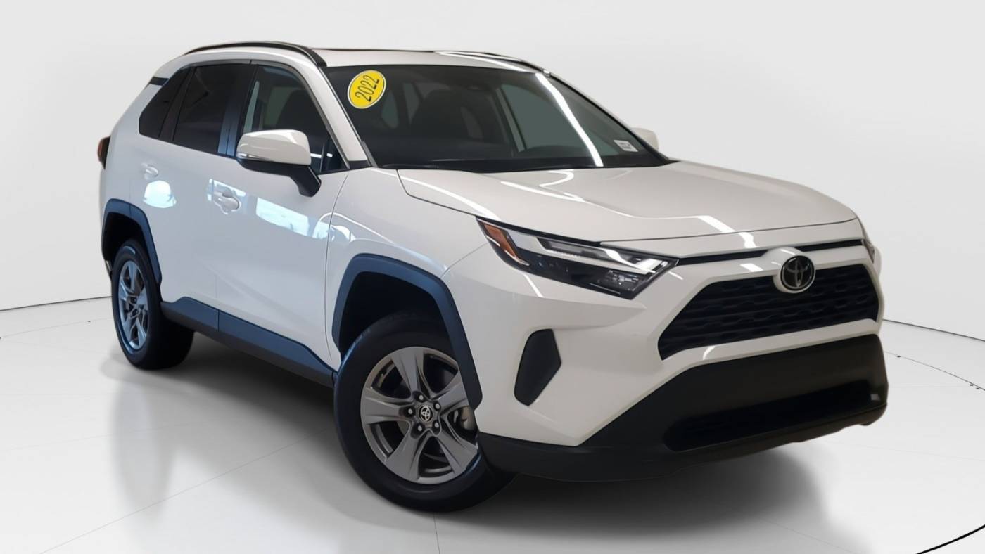 2022 Toyota RAV4 XLE — SUV — 24,068 mi — Miami, FL