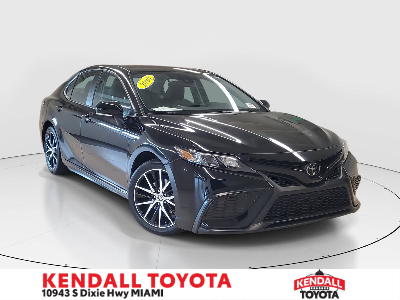 2024 Toyota Camry SE — Sedan — 27,083 mi — Miami, FL