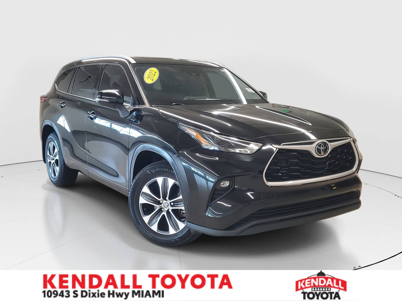 2022 Toyota Highlander XLE — SUV — 23,885 mi — Miami, FL
