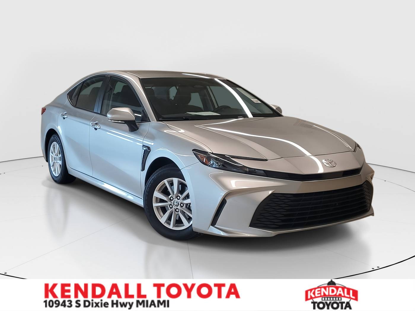 2025 Toyota Camry Hybrid LE — Sedan — 14,528 mi — Miami, FL