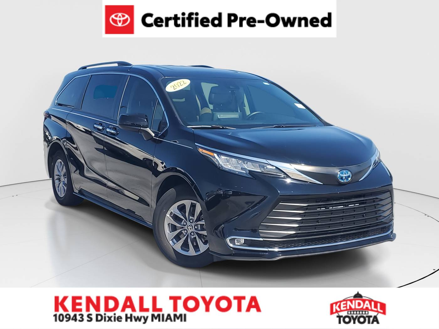 2022 Toyota Sienna XLE — Minivan — 69,599 mi — Miami, FL