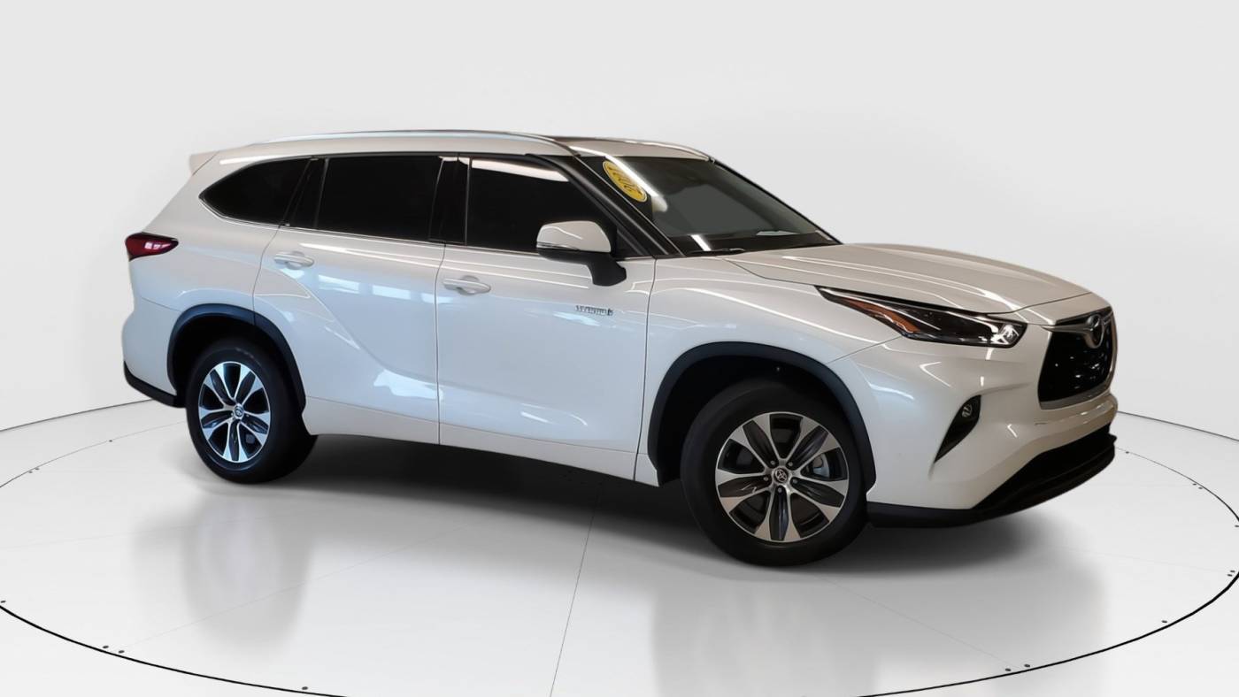 2021 Toyota Highlander Hybrid XLE — SUV — 10,416 mi — Miami, FL