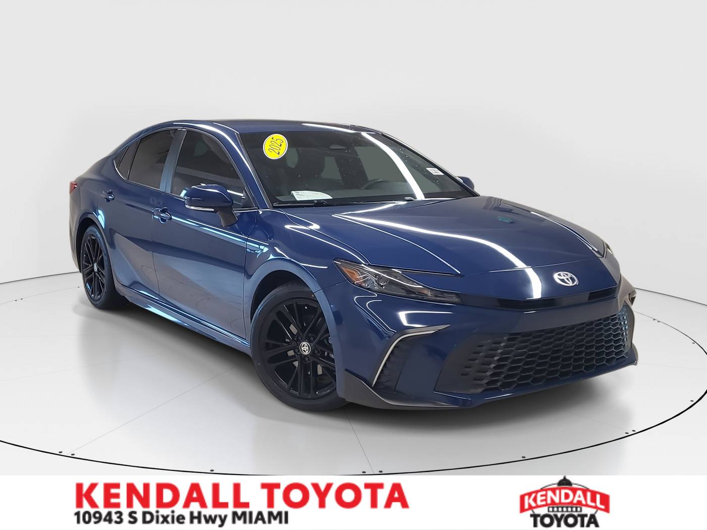 2025 Toyota Camry Hybrid SE — Sedan — 23,214 mi — Miami, FL