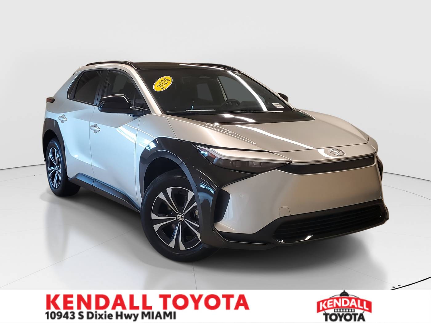 2024 Toyota bZ4X XLE — SUV — 5,300 mi — Miami, FL