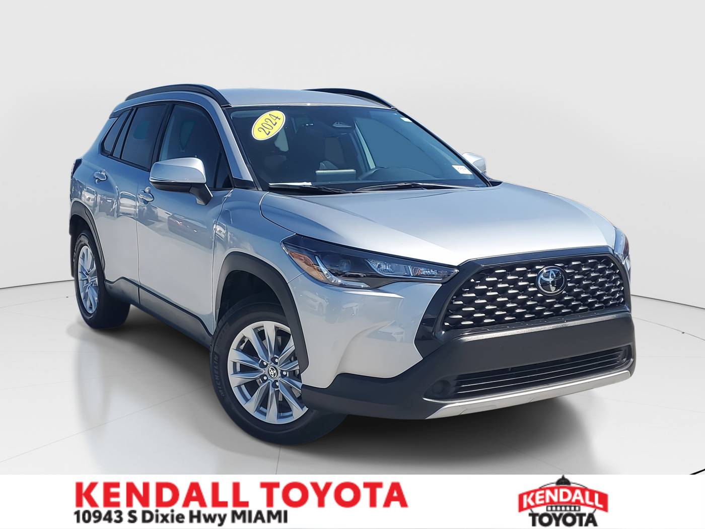 2024 Toyota Corolla Cross LE — SUV — 15,212 mi — Miami, FL