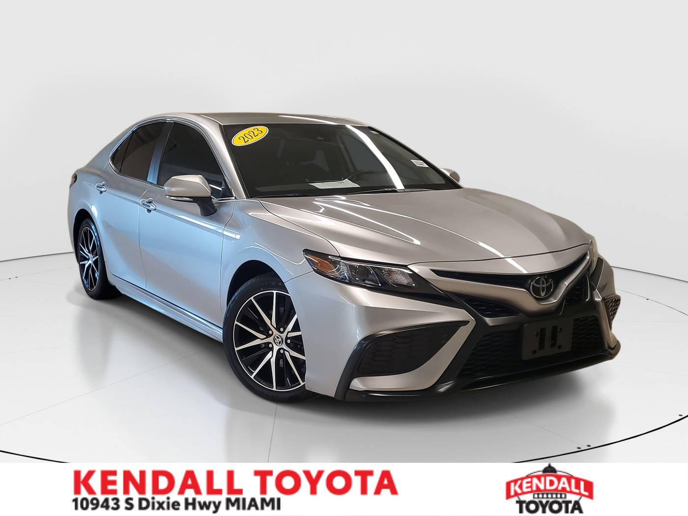2023 Toyota Camry SE — Sedan — 25,165 mi — Miami, FL