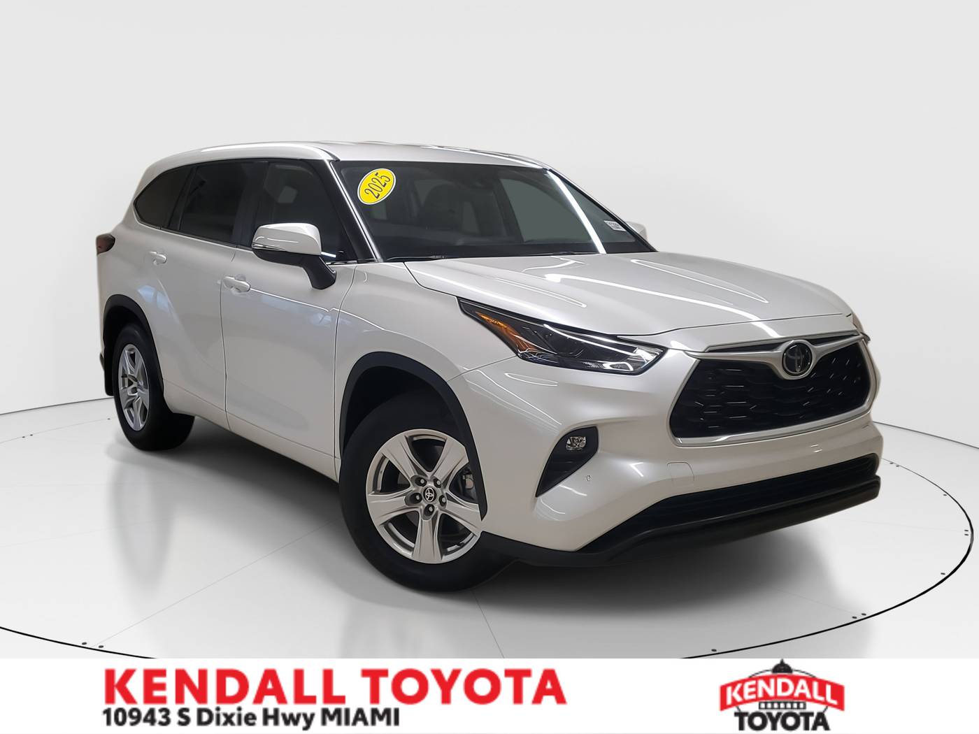 2025 Toyota Highlander LE — SUV — 2,608 mi — Miami, FL