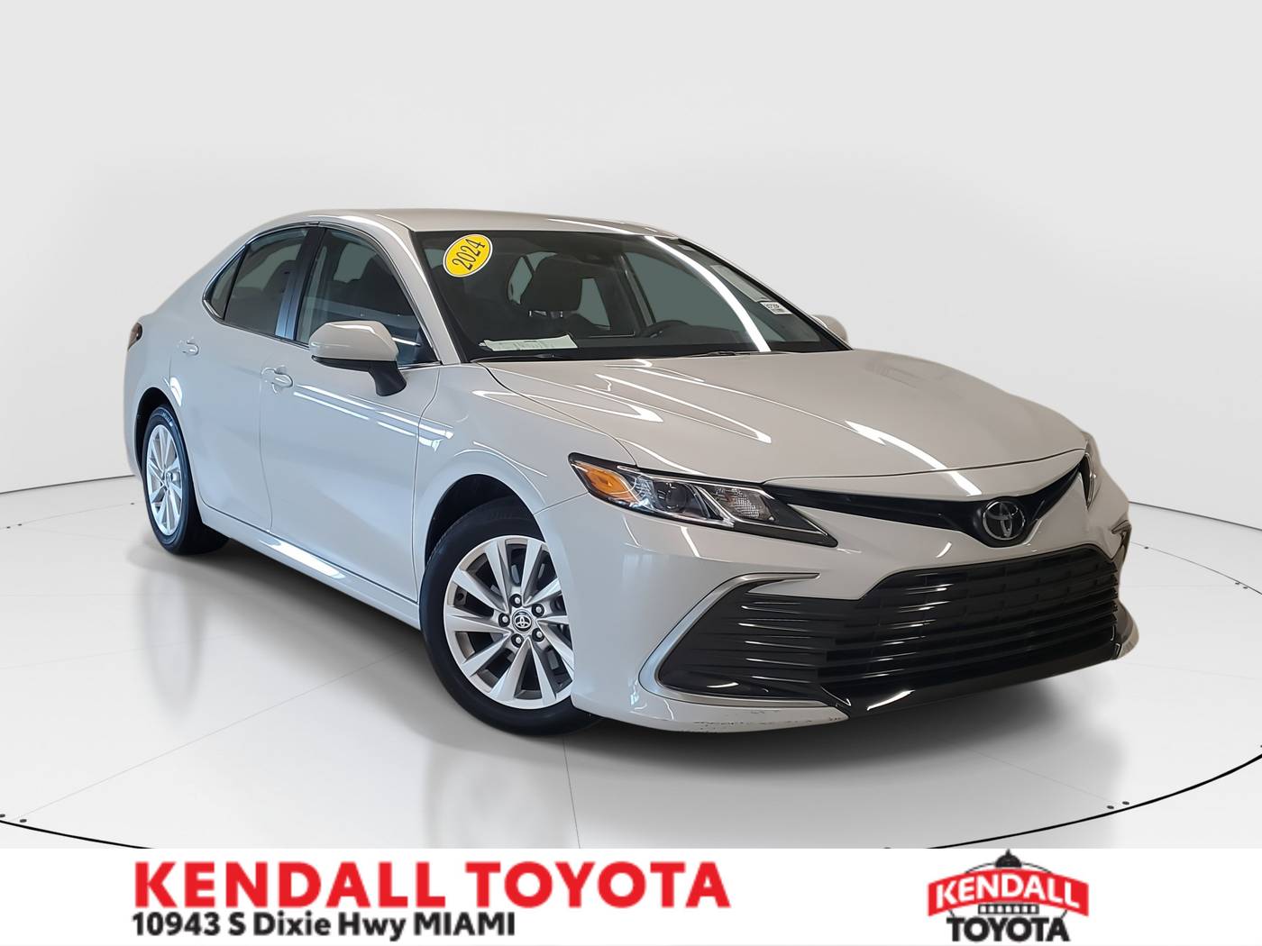 2024 Toyota Camry LE — Sedan — 5,619 mi — Miami, FL