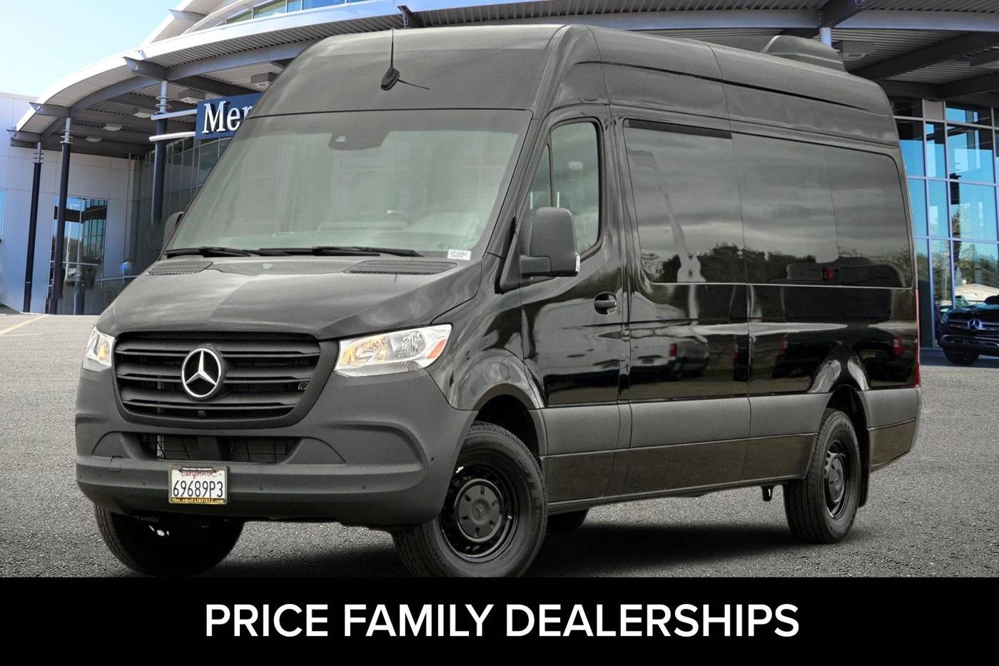 2023 Mercedes-Benz Sprinter Passenger Van 2500 — Passenger Van — 4,350 mi — Fairfield, CA