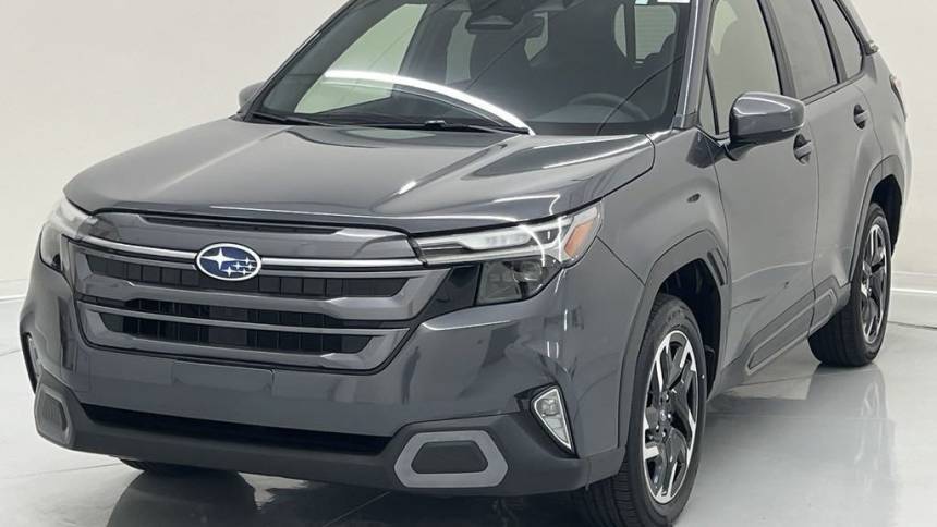 2025 Subaru Forester Limited — SUV — 4,036 mi — Bensenville, IL