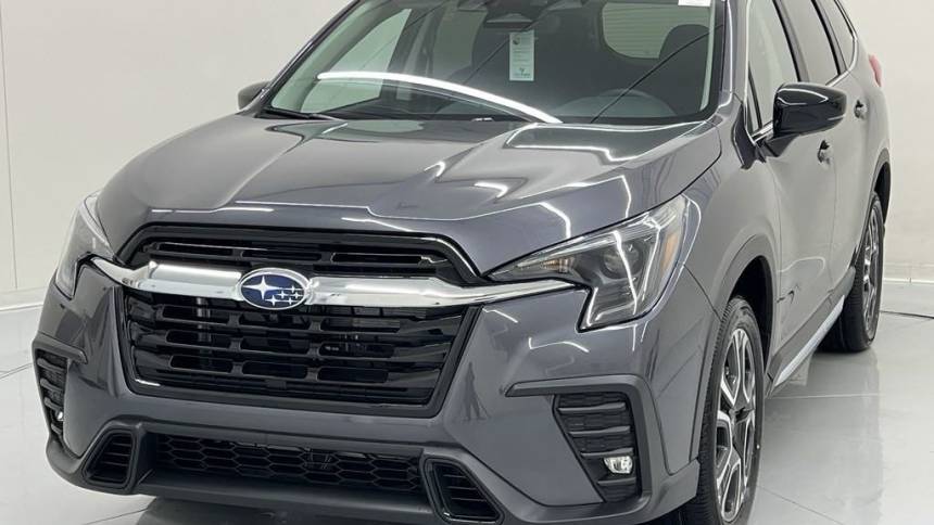 2025 Subaru Ascent Limited — SUV — 5,836 mi — Bensenville, IL