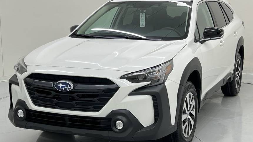 2025 Subaru Outback Premium — SUV — 4,201 mi — Bensenville, IL