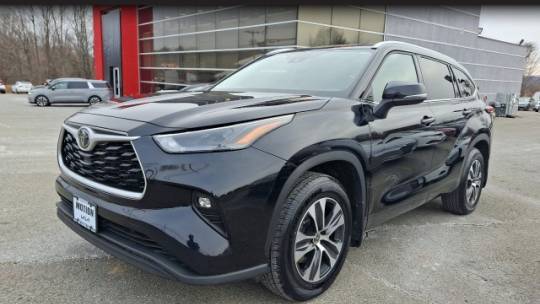 2022 Toyota Highlander XLE — SUV — 34,427 mi — Hackettstown, NJ