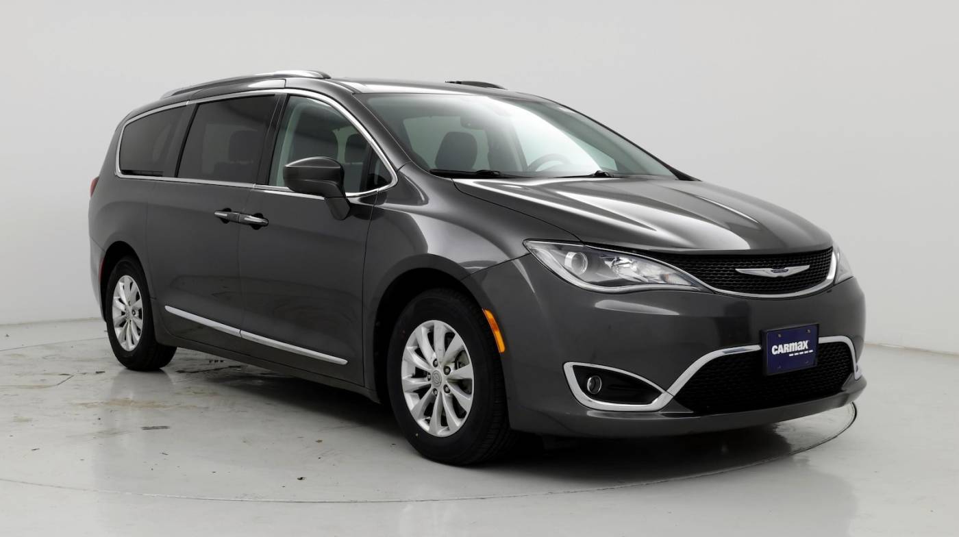 2019 Chrysler Pacifica Touring L — Minivan — 70,153 mi — Chattanooga, TN