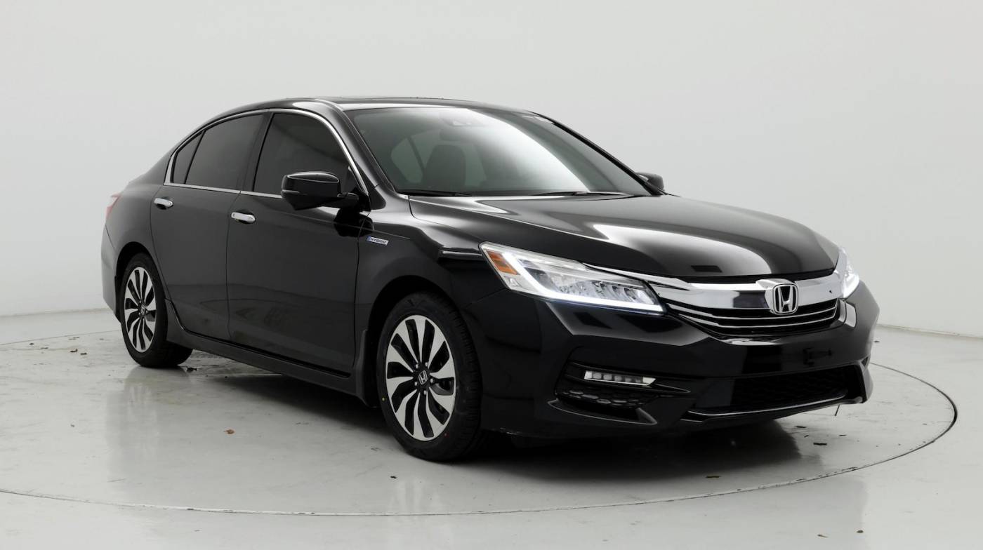 2017 Honda Accord Hybrid Touring — Sedan — 63,772 mi — Chattanooga, TN