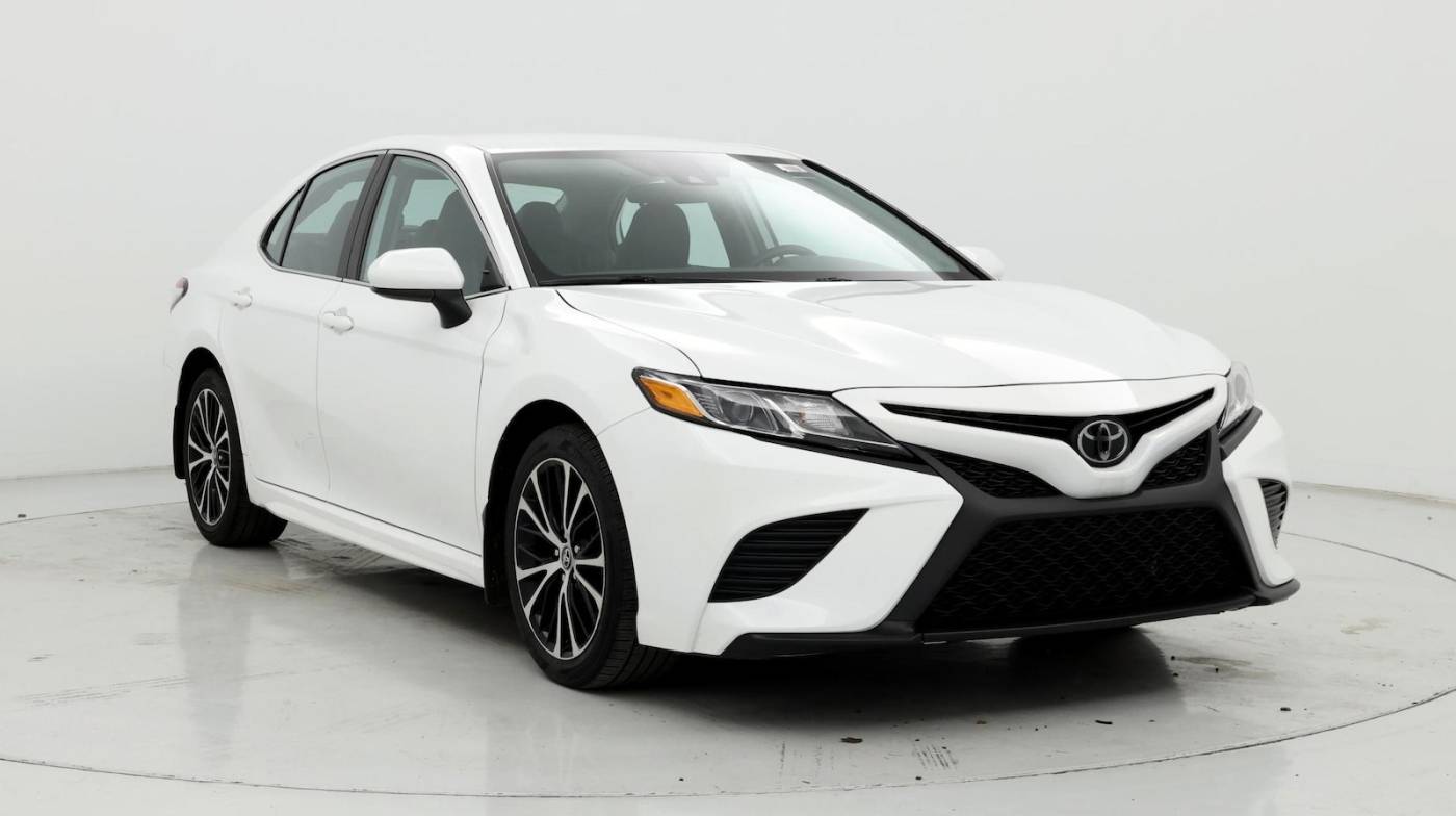 2020 Toyota Camry SE — Sedan — 27,179 mi — Chattanooga, TN
