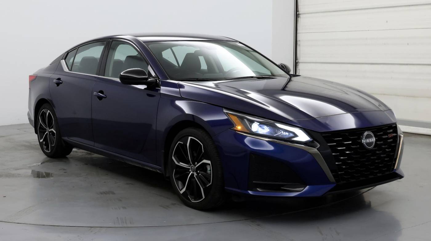 2023 Nissan Altima SR — Sedan — 14,260 mi — Chattanooga, TN