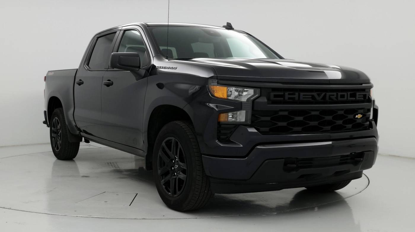 2023 Chevrolet Silverado 1500 Custom — Pickup Truck — 17,112 mi — Chattanooga, TN