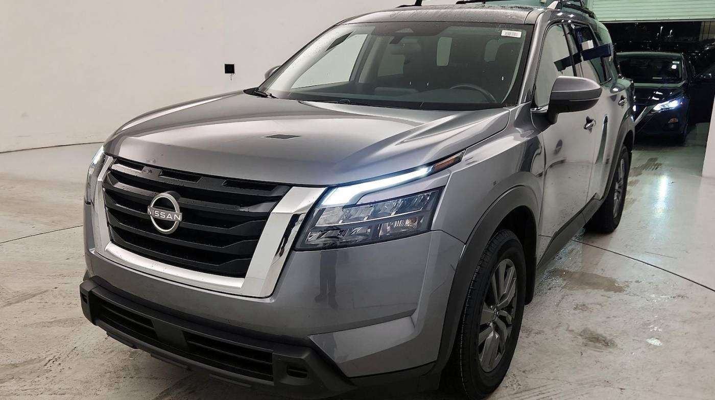 2023 Nissan Pathfinder SV — SUV — 17,830 mi — Chattanooga, TN