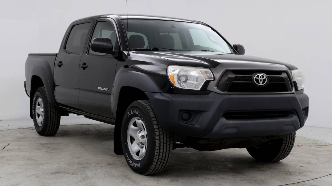 2015 Toyota Tacoma Base — Pickup Truck — 120,815 mi — Chattanooga, TN
