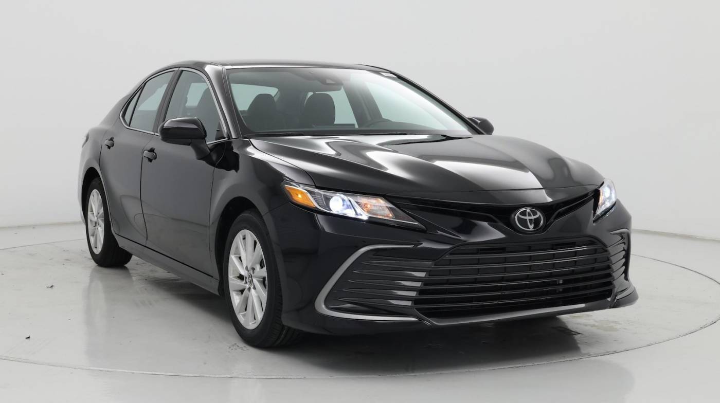 2024 Toyota Camry LE — Sedan — 15,185 mi — Chattanooga, TN