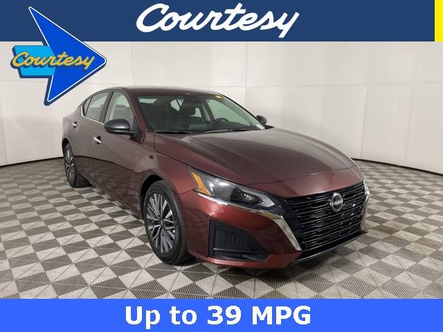 2025 Nissan Altima SV — Sedan — 13,616 mi — Scottsdale, AZ