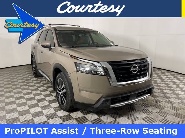 2023 Nissan Pathfinder Platinum — SUV — 15,780 mi — Scottsdale, AZ