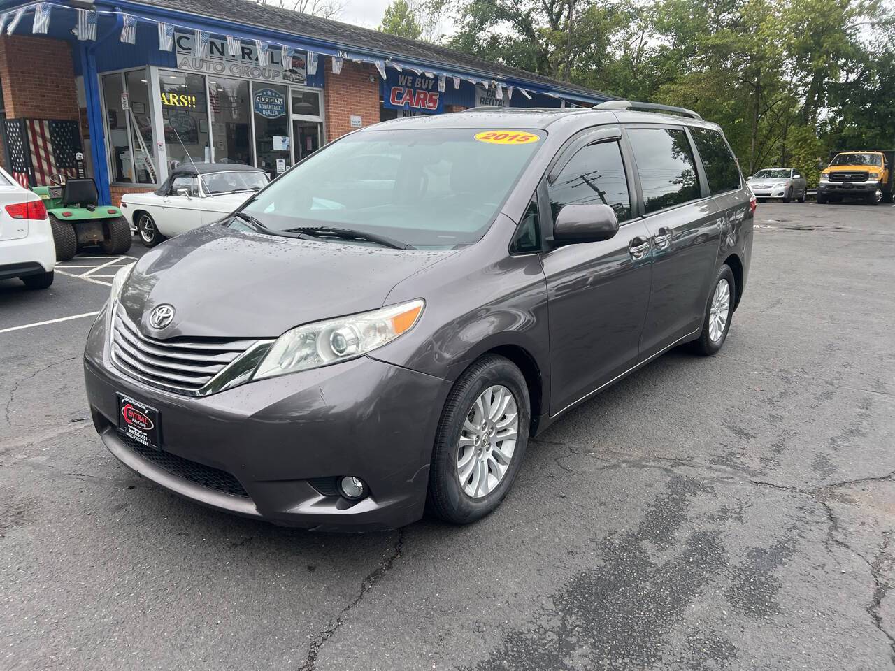 2015 Toyota Sienna XLE — Minivan — 131,465 mi — Raritan, NJ