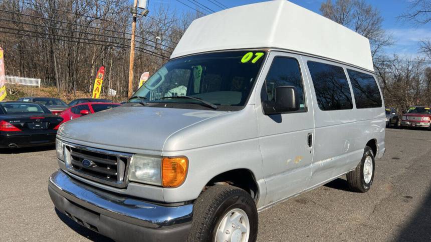 2007 Ford E-Series E-150 XLT