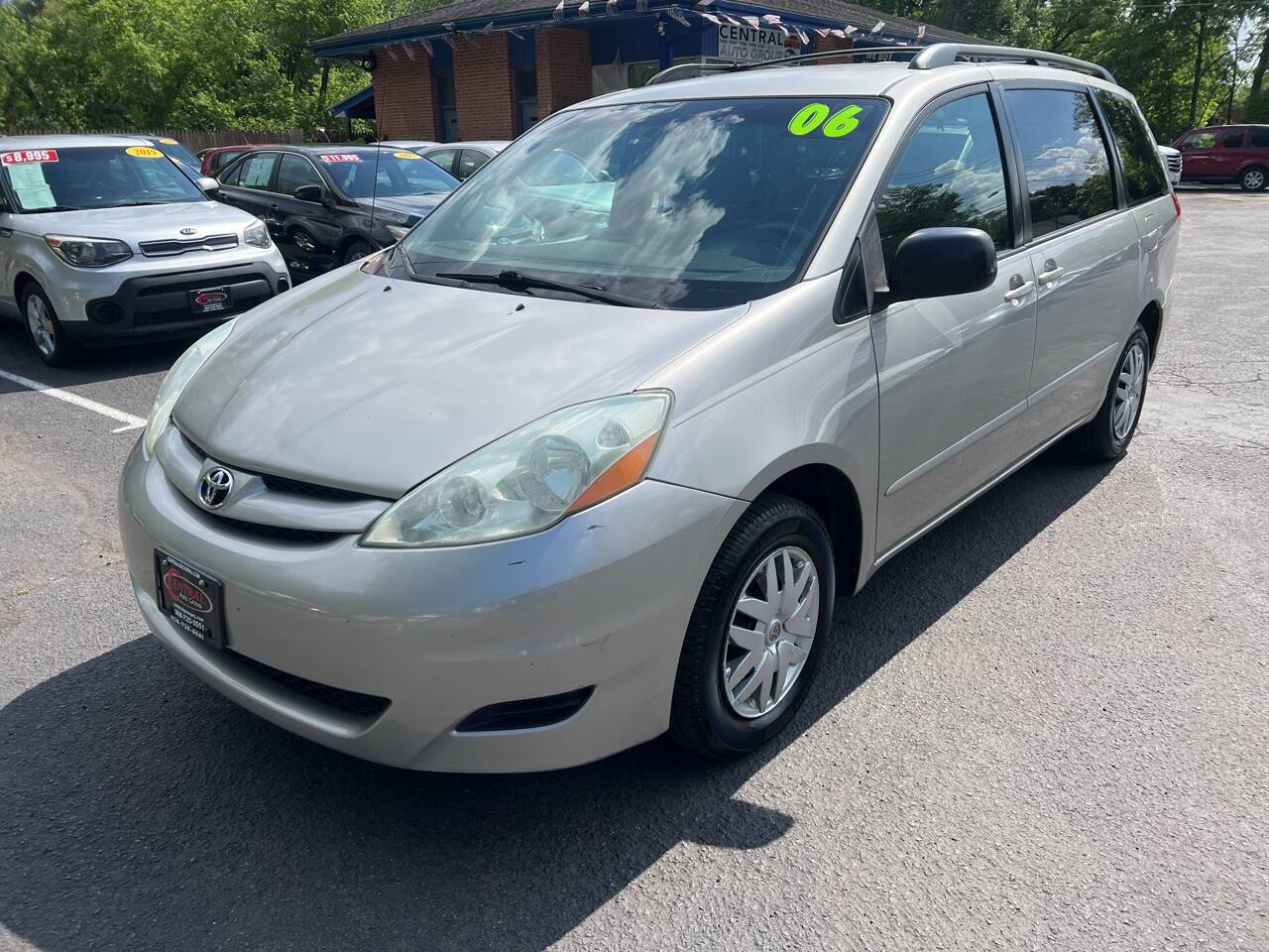 2006 Toyota Sienna LE