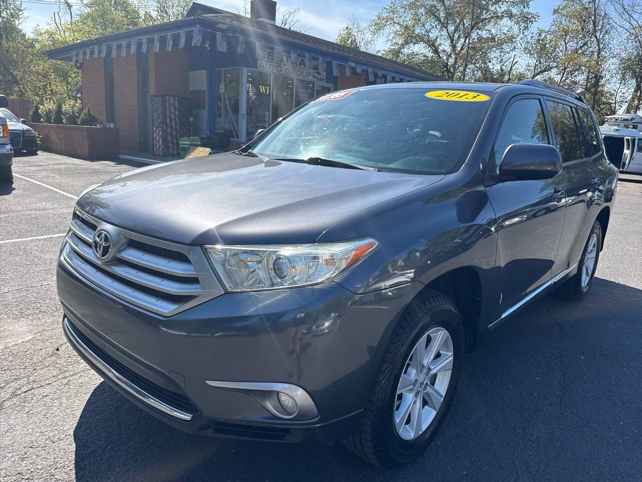 2013 Toyota Highlander Plus V6 — SUV — 173,498 mi — Raritan, NJ