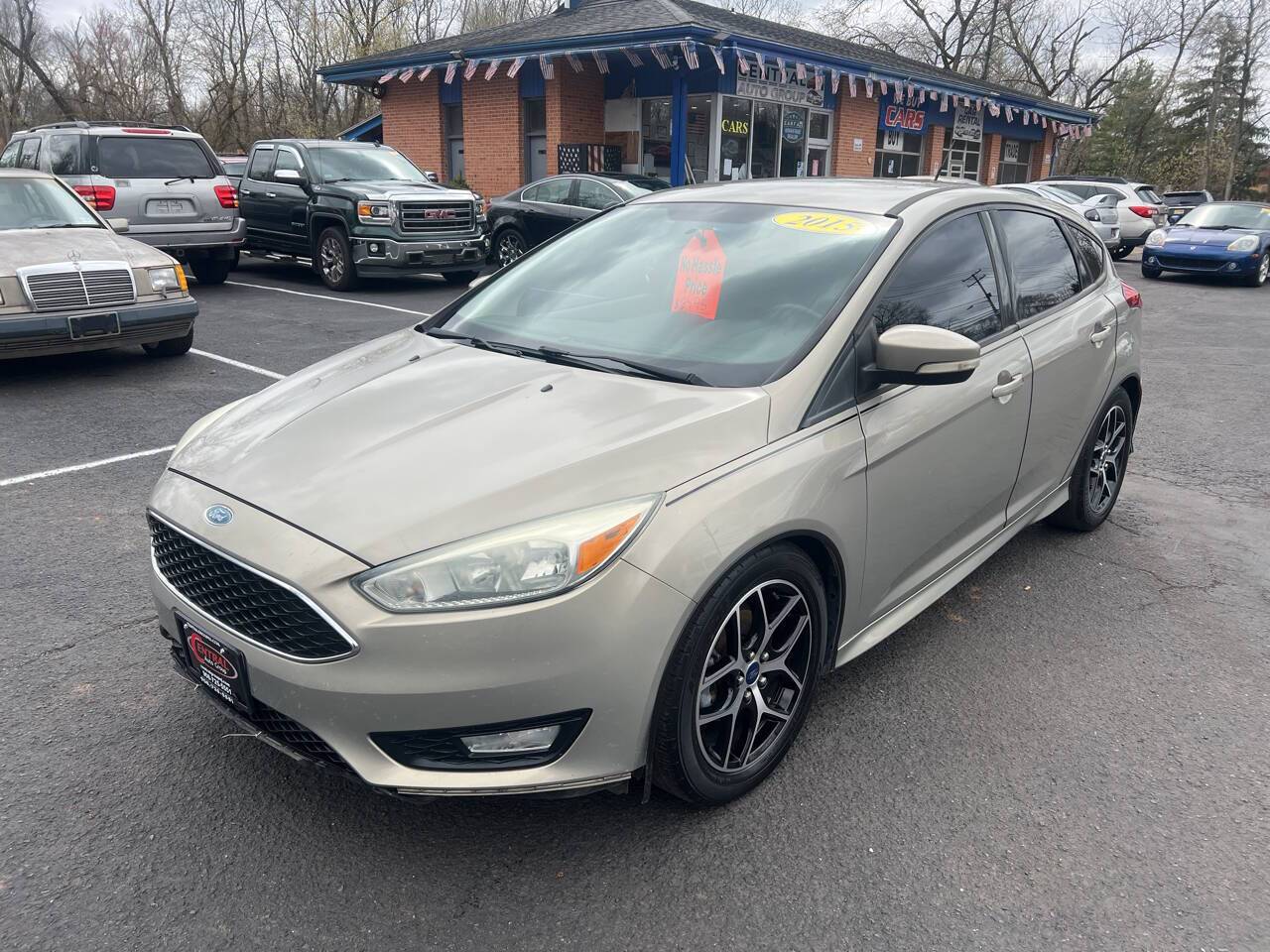 2015 Ford Focus SE — Hatchback — 110,756 mi — Raritan, NJ