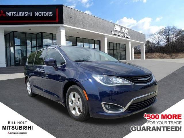 2018 Chrysler Pacifica Hybrid Touring Plus — Minivan — 131,659 mi — Canton, GA