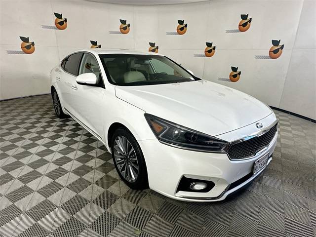 2019 Kia Cadenza Premium — Sedan — 109,672 mi — Ontario, CA