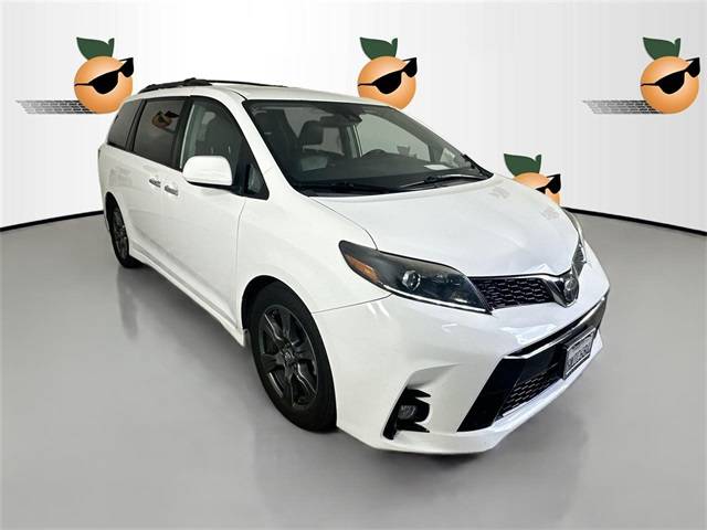 2020 Toyota Sienna SE — Minivan — 101,285 mi — Ontario, CA