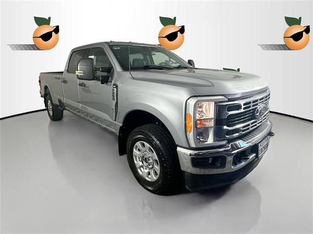 2023 Ford Super Duty F-250 XLT — Pickup Truck — 32,700 mi — Ontario, CA