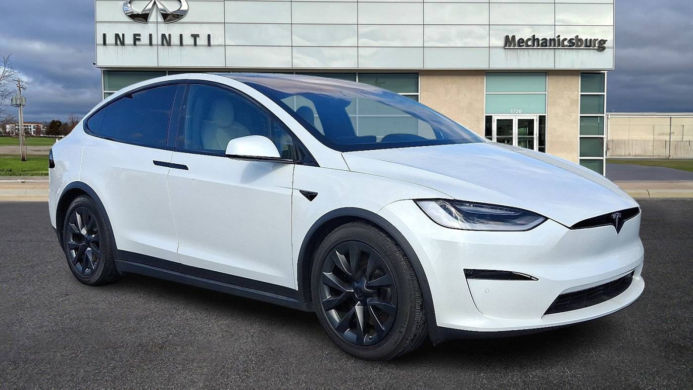 2022 Tesla Model X Base