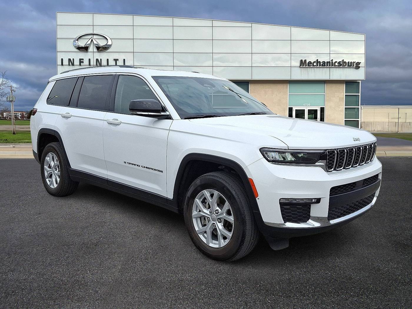 2023 Jeep Grand Cherokee Limited — SUV — 34,689 mi — Mechanicsburg, PA