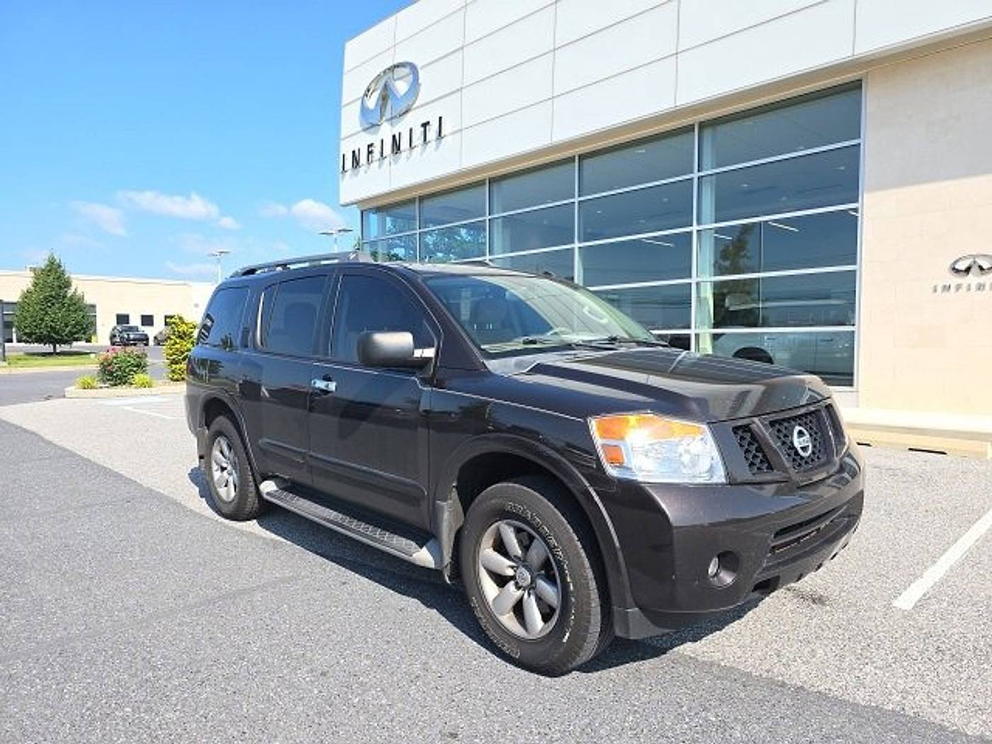 2014 Nissan Armada SV — SUV — 133,694 mi — Mechanicsburg, PA