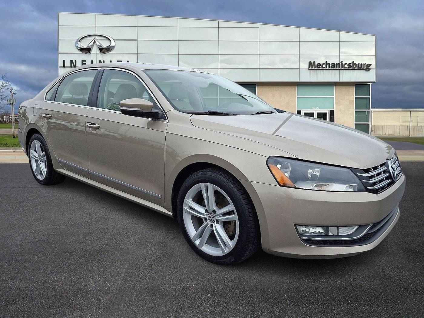 2015 Volkswagen Passat TDI SEL Premium — Sedan — 183,695 mi — Mechanicsburg, PA